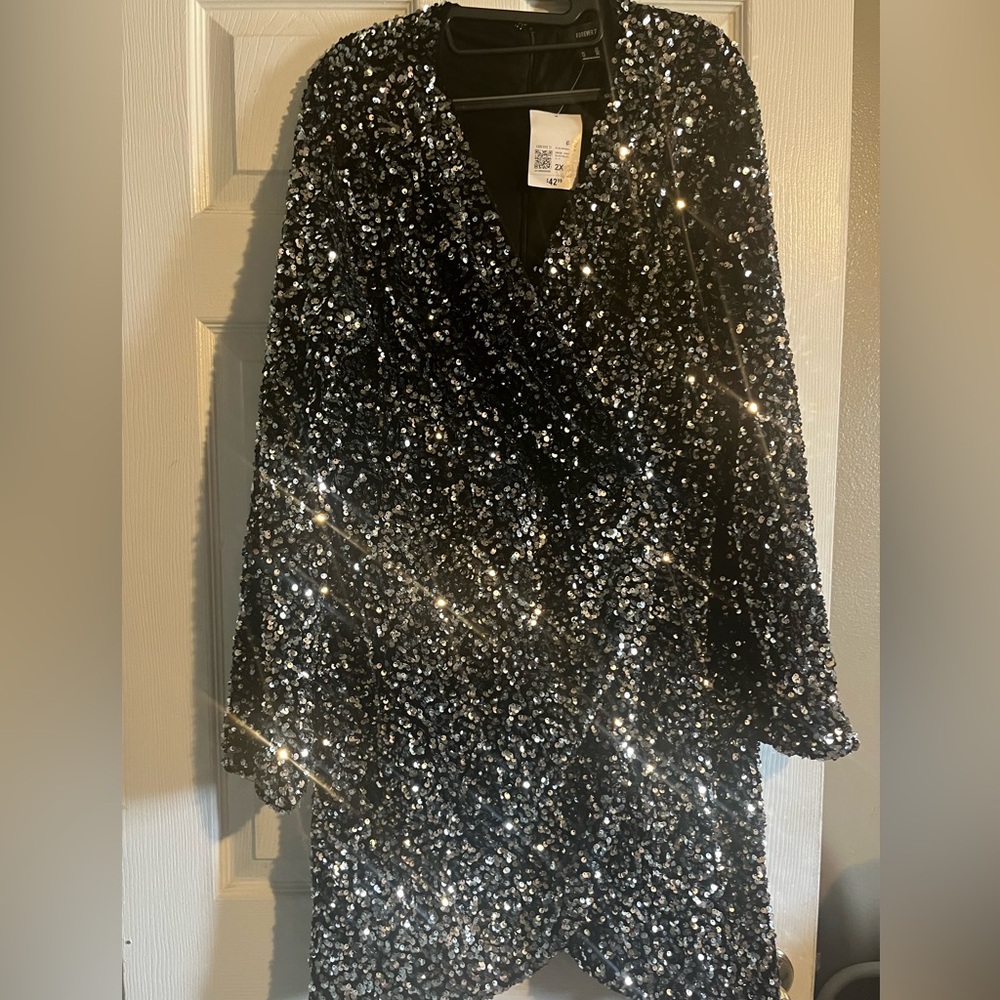 HOLIDAY READY😍Black Sequin Mini Dress‼️